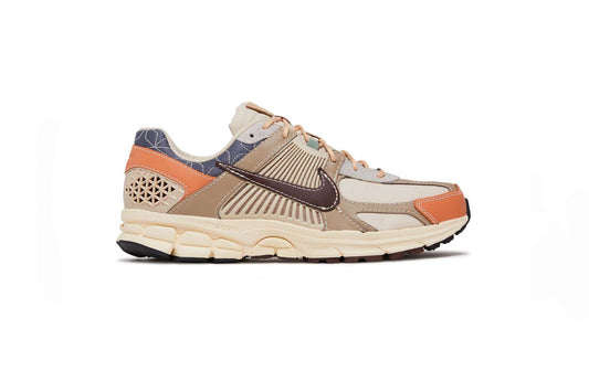 NIKE Vomero 5 Sashiko