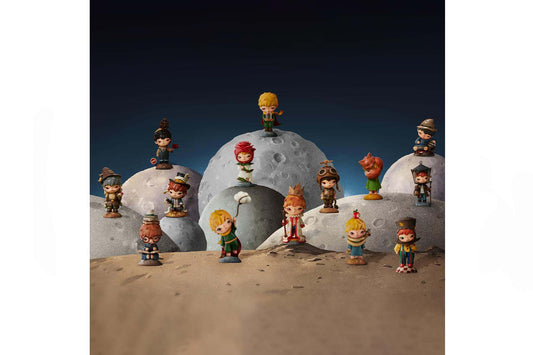 POP MART Figurine Hirono Le Petit Prince - Single Blind Box