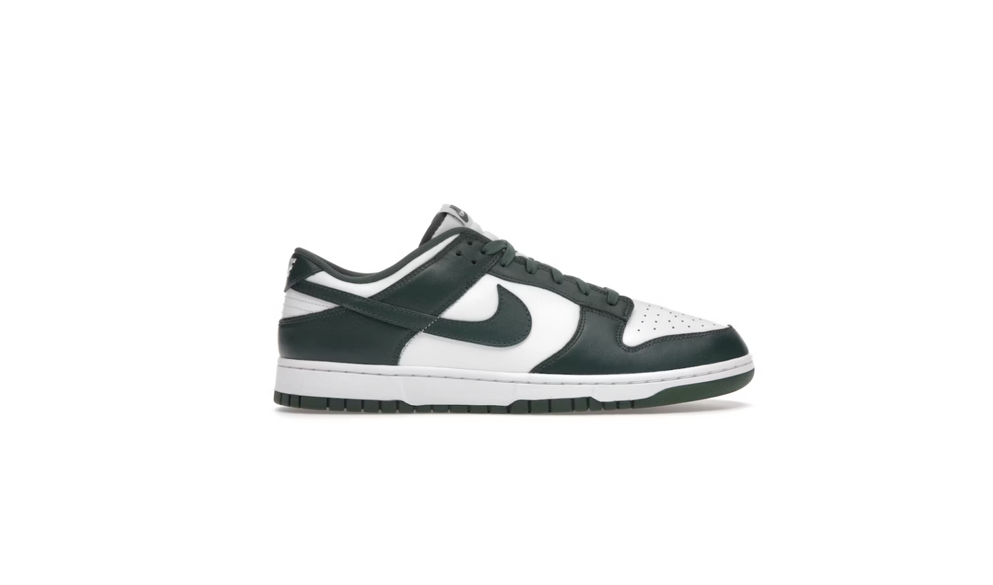 NIKE Dunk Low Michigan State